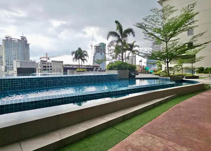 Aparthotel Mcm Staycation At Base Line Premier